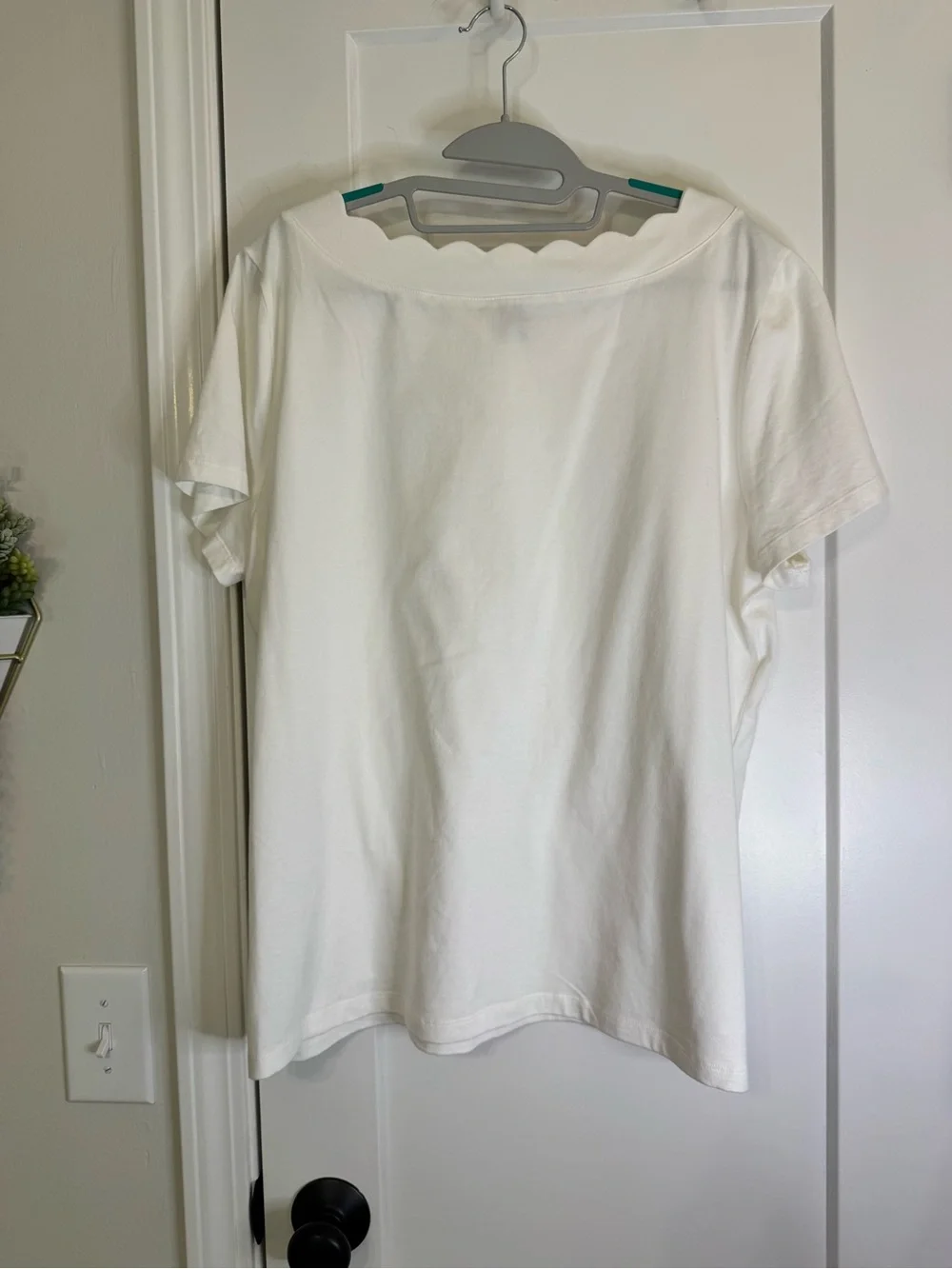 Anne Klein White Tee - Picture 5 of 8